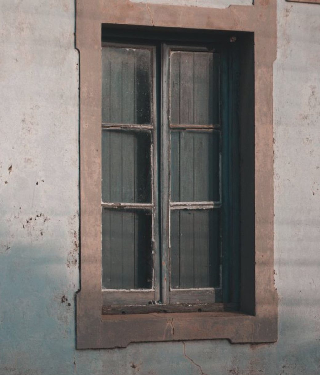¿Qué dice realmente la fachada de una casa chilena sobre su edad?