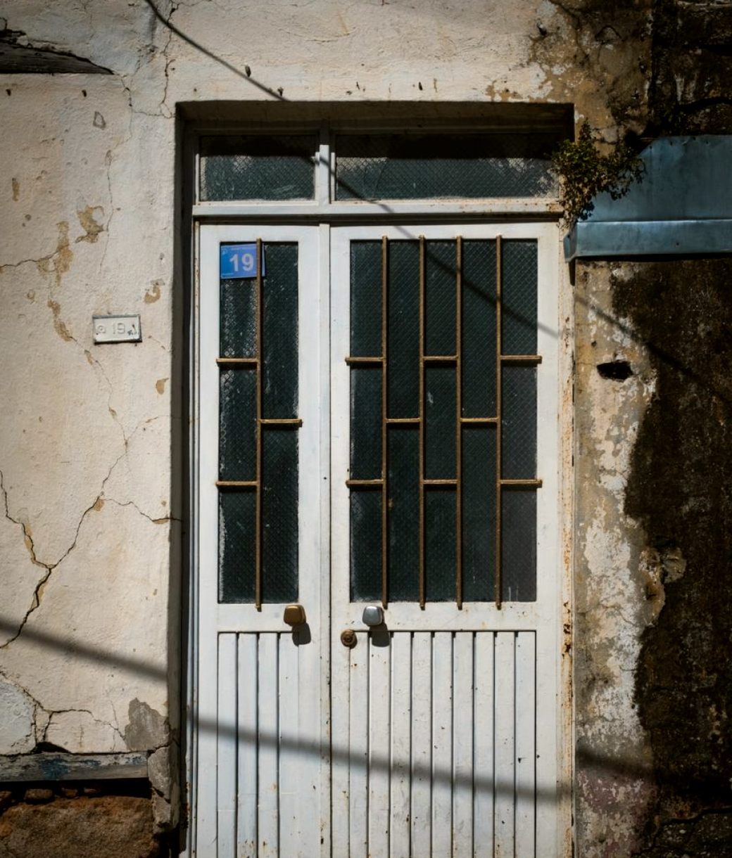 Cómo armar una serie fotográfica de ventanas, puertas y muros